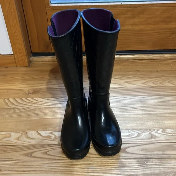 Sperry Black Quilted Rain Boots with Buckle size 8 - Picture 3 of 7